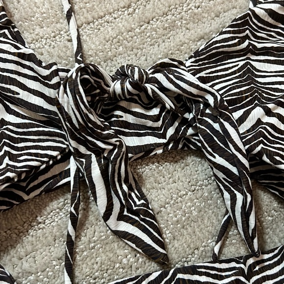 NWT - XL Aila One Piece Frankie Safari Print Swimsuit - Picture 5 of 9